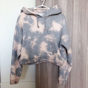 Aritzia TNA Crop Hoodie